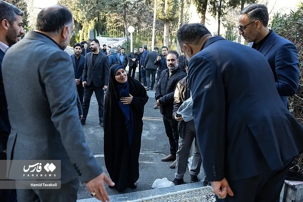 فرزانه صادق وزیر راه و شهرسازی