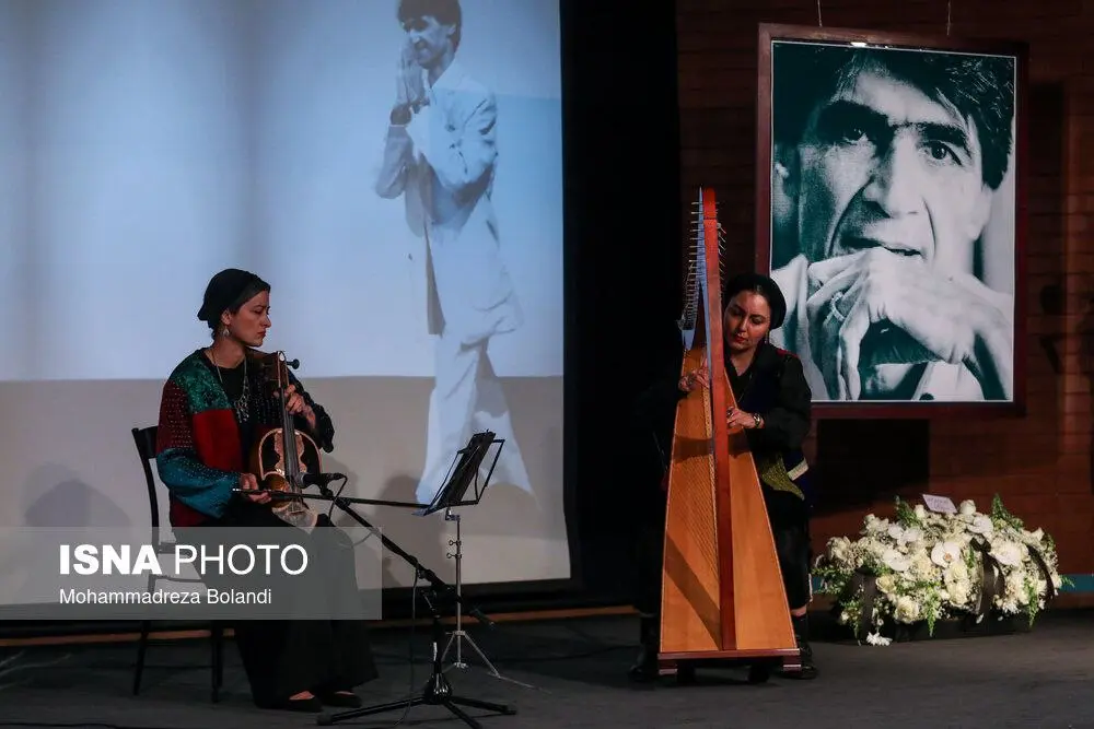 1ناصر تقوایی