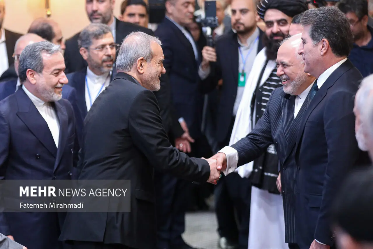 ظریف و پزشکیان