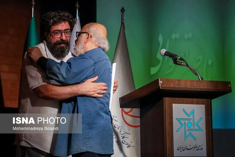 5ناصر تقوایی