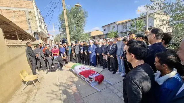 مراسم تشییع صابر کاظمی