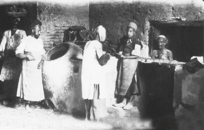 نانوایی عجیب در زمان قاجار