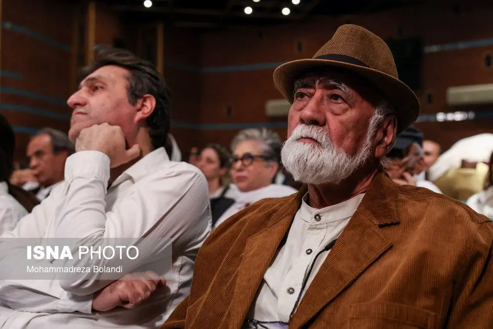 8ناصر تقوایی