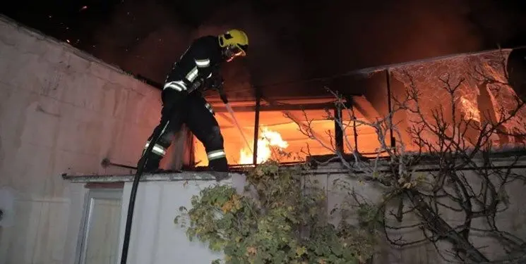 ۲ فوتی و ۲۰ مصدوم در پی آتش سوزی ساختمان ۹ طبقه در کرمانشاه