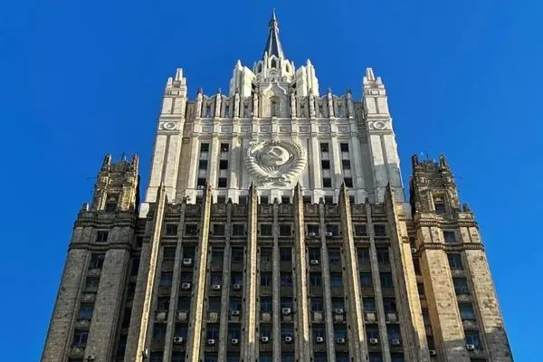 مسکو خبر تخلیه سفارت‌خانه روسیه در ونزوئلا را تکذیب کرد