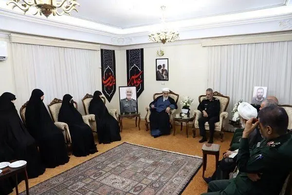 ابلاغ سلام و دعای رهبر معظم انقلاب به خانواده شهید سلامی