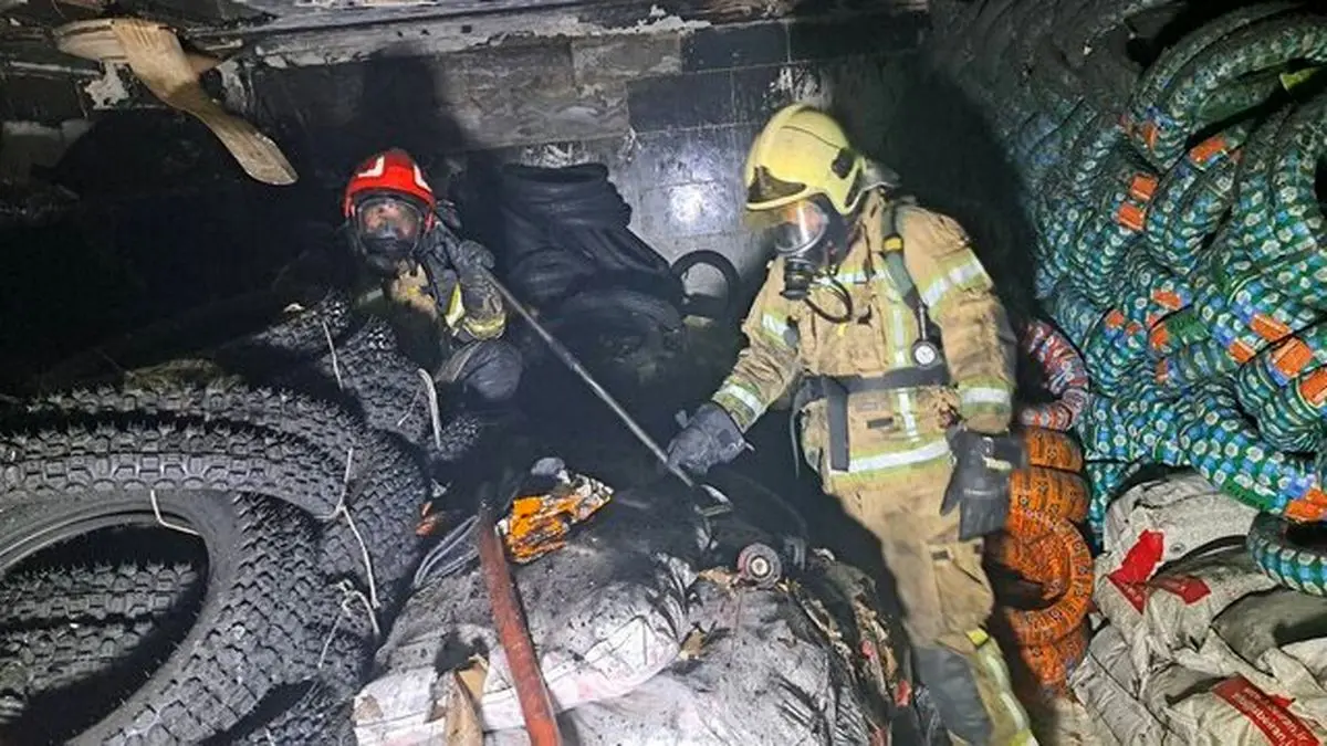 آتش‌سوزی در ساختمان مسکونی-تجاری خیابان ولیعصر + جزئیات