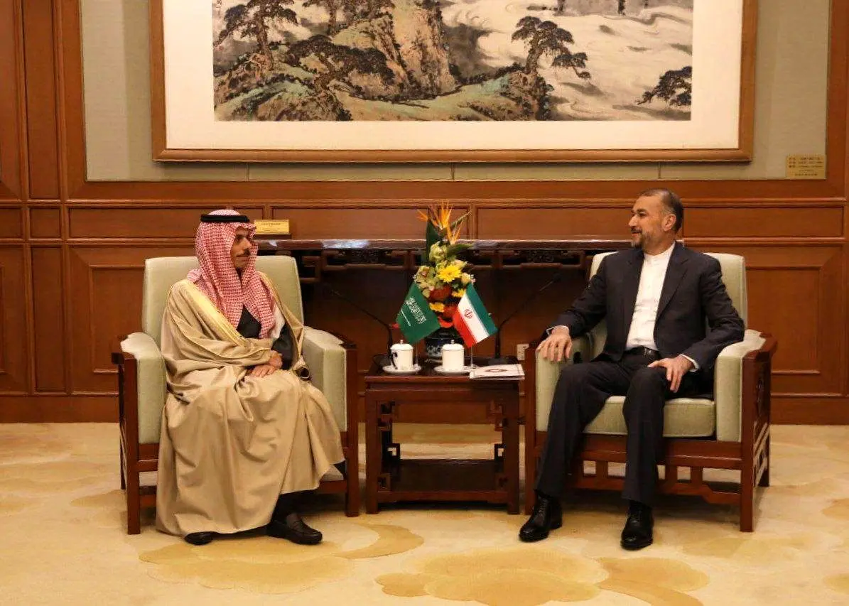 دیدار وزرای خارجه ایران و عربستان پس از 7 سال؛ امیرعبداللهیان و فرحان در پکن گفت‌وگو کردند + تصاویر