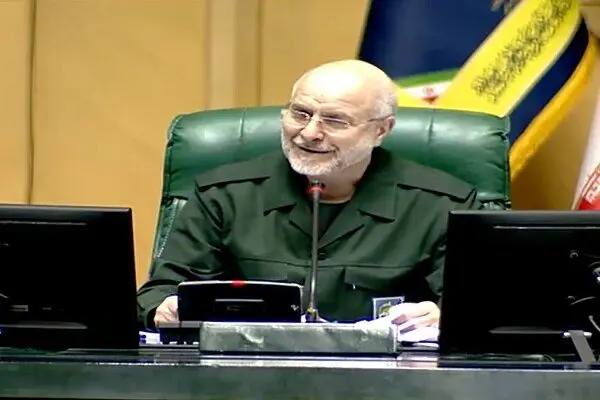 واکنش قالیباف به اخراج ژنرال‌های ارتش آمریکا: این هزینه کوتاه‌مدت است؛ آن‌ها حاضر نیستند بله‌قربان‌گوی یک مجری تلویزیونی باشند که می‌خواهد جان آمریکایی‌ها را فدای توهمات اسرائیل ‌کند