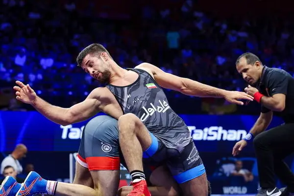 کشتی آزاد کشورهای اسلامی؛ صعود یونس امامی به فینال