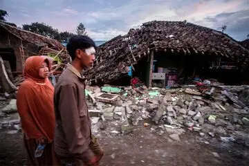 ویدئو| زلزله و رانش زمین در اندونزی