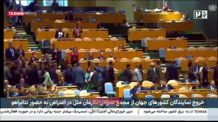 ببینید| خروج نمایندگان کشورهای جهان از سازمان ملل در اعتراض به حضور نتانیاهو
