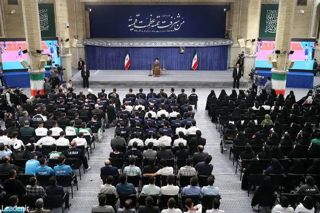 ايران،آمريكا،ملت،انقلاب،جنگ،رهبر،منطقه،اشاره،جوانان،افزودند، ...