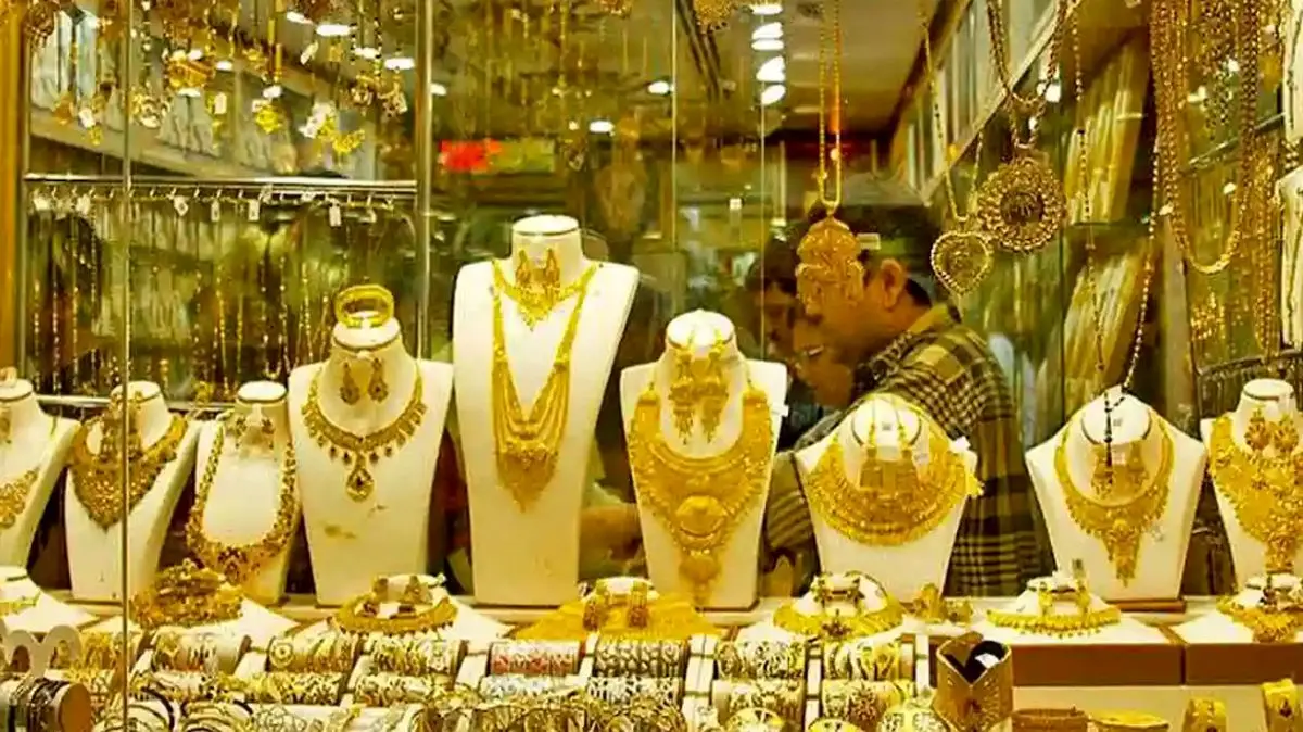 قیمت روز طلا، سکه ۱۰ مهر ۱۴۰۲ در بازار آزاد/ ربع‌سکه و طلای ۱۸ عیار چند خرید و فروش شد؟ + جدول قیمت‌ها