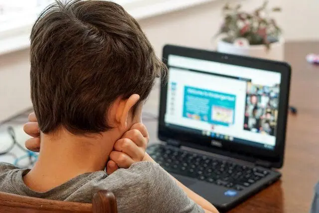 تاکید بر اجرایی شدن طرح اینترنت کودک