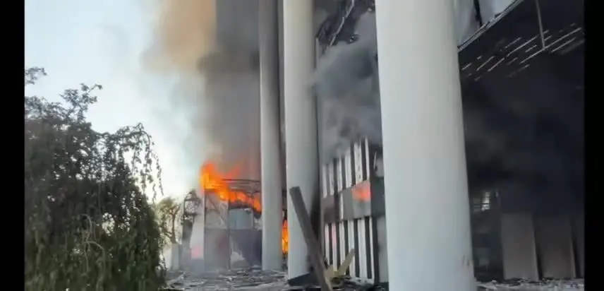 ببینید| دلیل دود جدید  مشاهده شده در ساختمان صداوسیما چیست؟