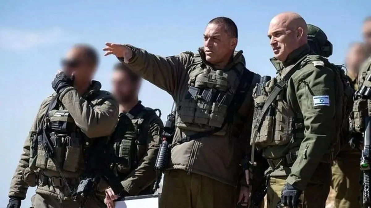 ۷ اسیر نظامی اسرائیلی که لحظاتی پیش توسط حماس آزاد شدند + عکس