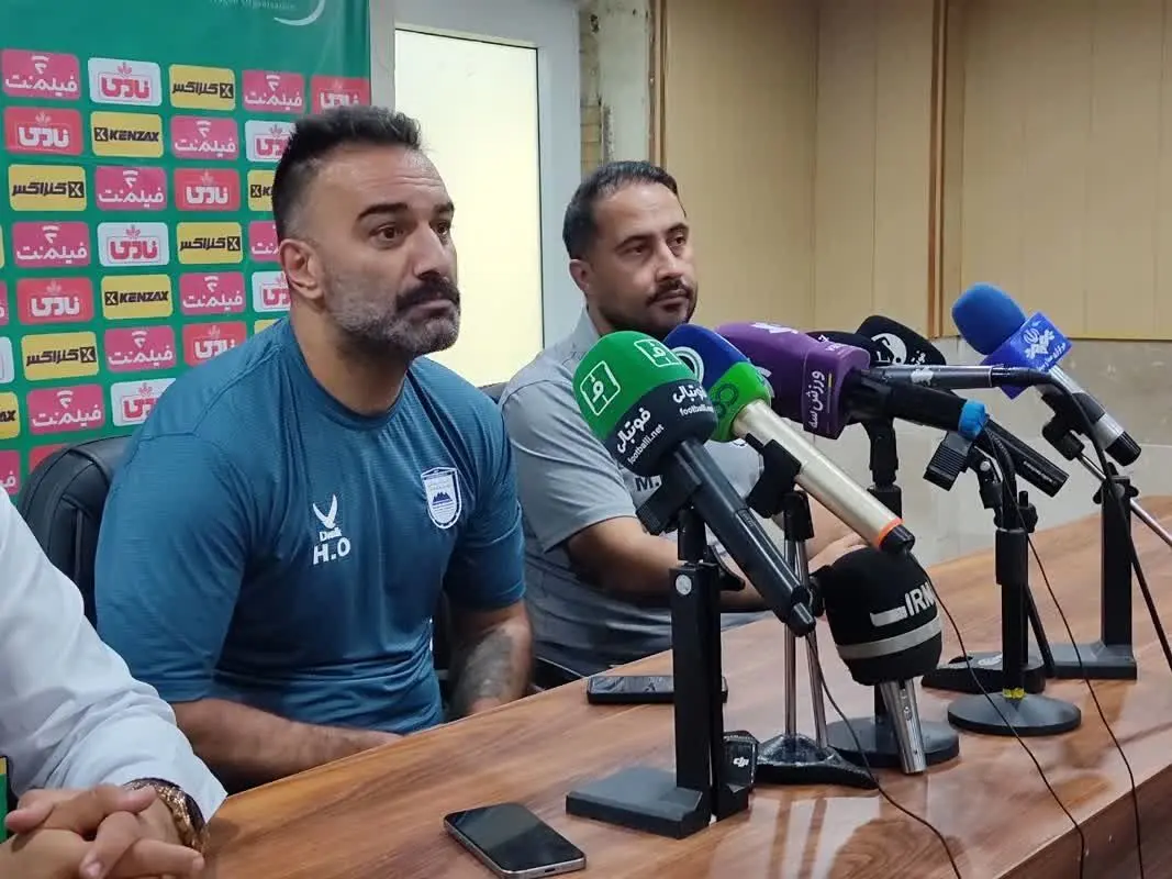 یک استقلالی با چادرملو تمدید کرد