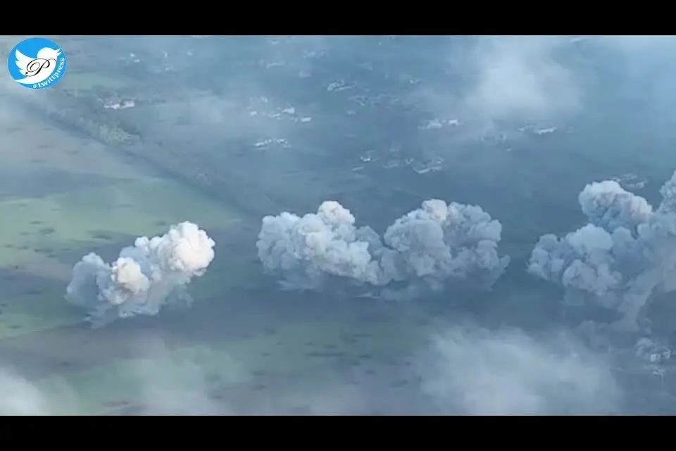 بمباران وحشتناک با بمب خلاء توسط ارتش روسیه در دونتسک+ ویدئو