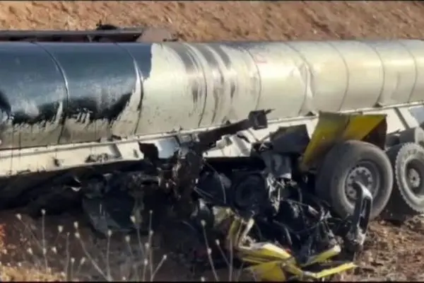 ببینید| برخورد ۲ تریلی با یک پراید در ارومیه با ۴ فوتی