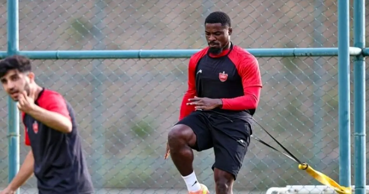 غیبت 2 بازیکن پرسپولیس مقابل چادرملو