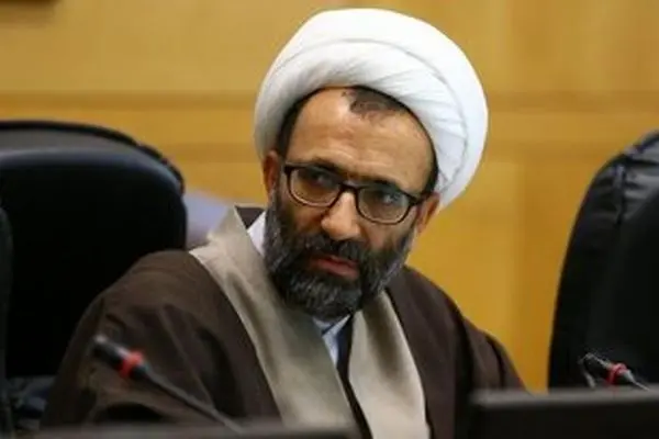 سلیمی، نماینده مجلس: بستر تلگرام و واتساپ دارای ابزار جاسوسی است؛ ردیابی مکان‌های خاص و فرماندهان کشور با این ابزار صورت گرفته / باید برویم سراغ اینکه چرا شبکه ملی هنوز تکمیل نشده است.