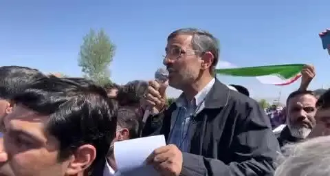 طعنه احمدی‌نژاد بعد از بازداشت تاجزاده: هیچکس به خاطر انتقاد از امام محدود نمی‌شد