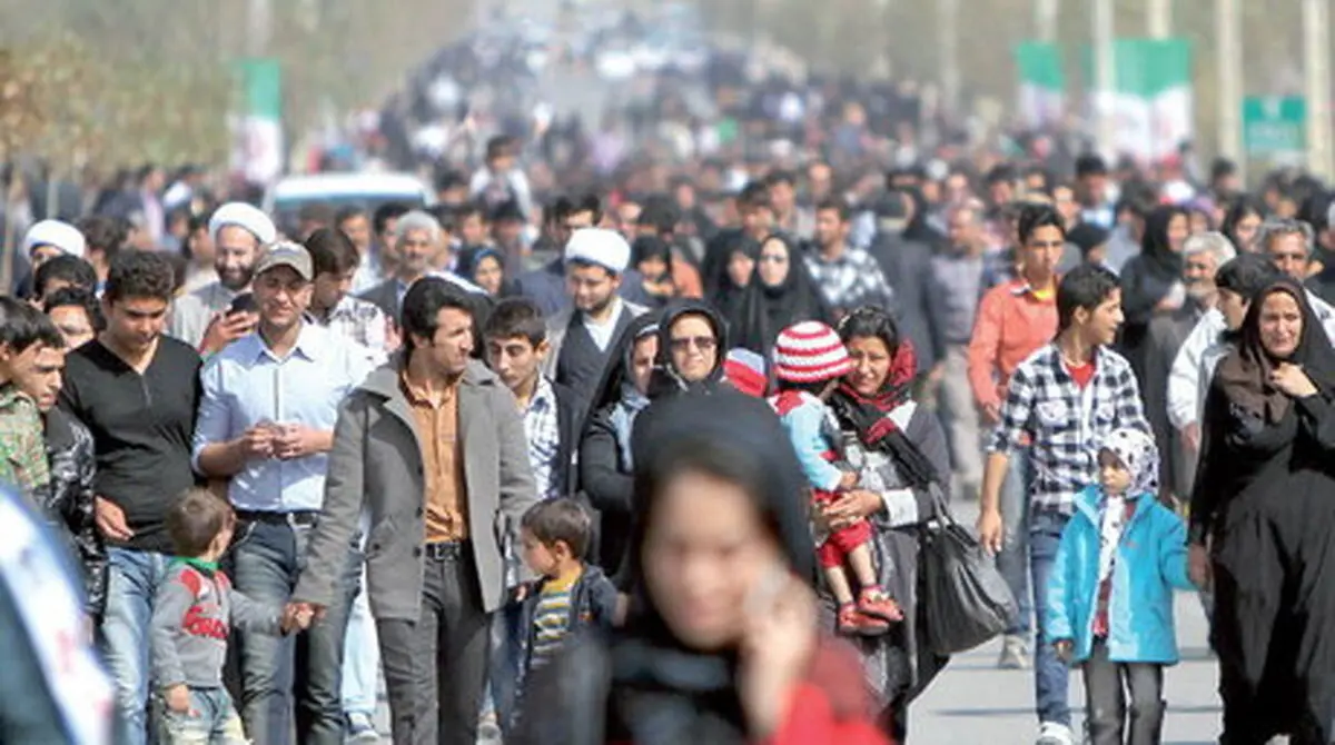 جمعیت ایران ۸۳ میلیون و ۵۰۰ هزار نفر شد؛ تهرانی‌ها رکوردار در فرزندآوری!