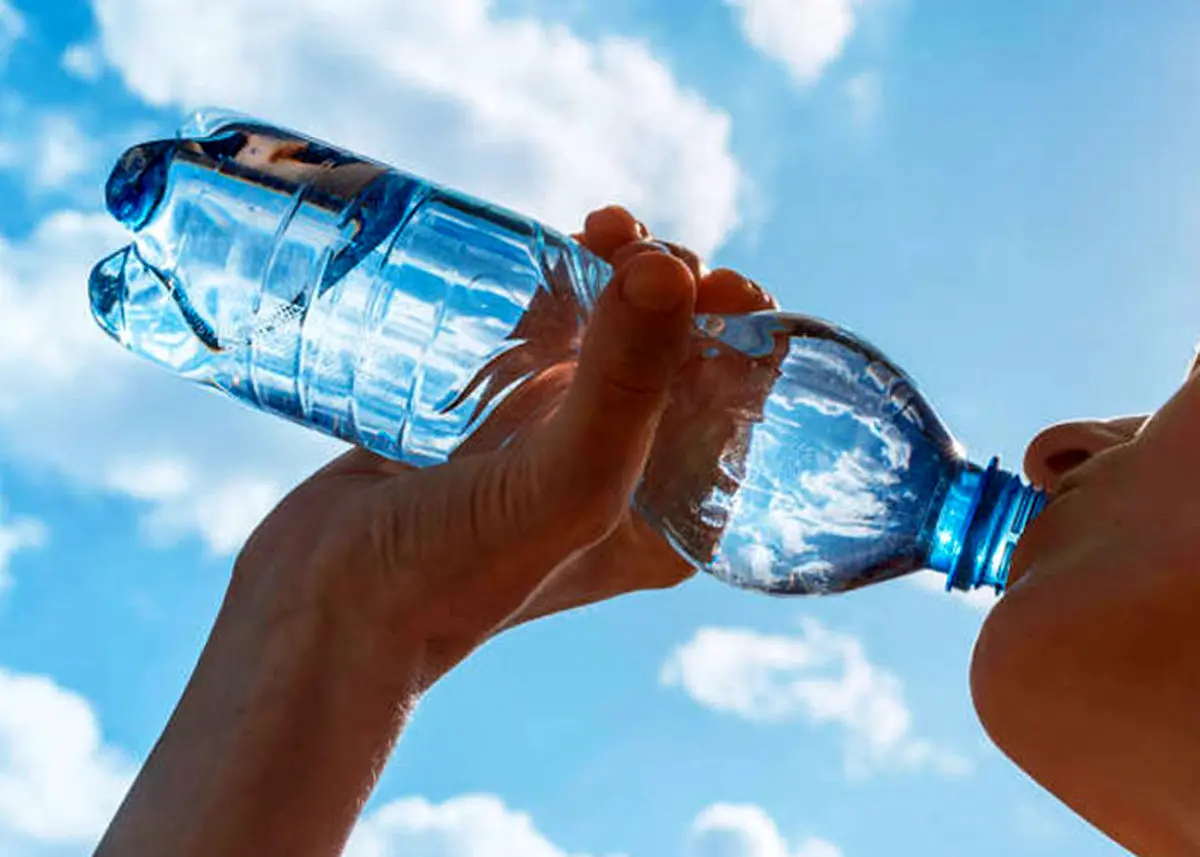 چیزهایی که باید درباره نوشیدن آب بدانید