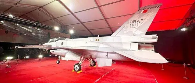 بحرین، اولین کشور در جهان که جنگنده «F-۱۶ Block ۷۰» را تحویل گرفت