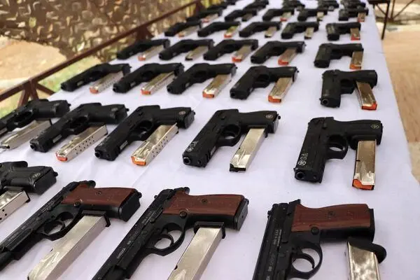 اسلحه،سلاح،فروش،تعمير،غيرمجاز،قاچاق،پرونده،خريد،نگهداري،زندگ ...