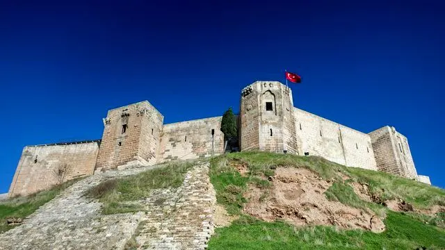 ببینید | زلزله ویرانگر ترکیه گریبان آثار تاریخی را هم گرفت!