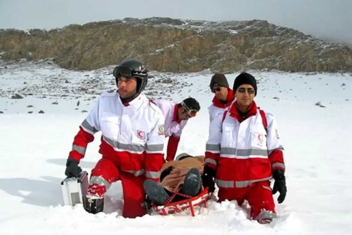 نجات جان کوهنورد ۲۸ ساله در ارتفاعات توچال 