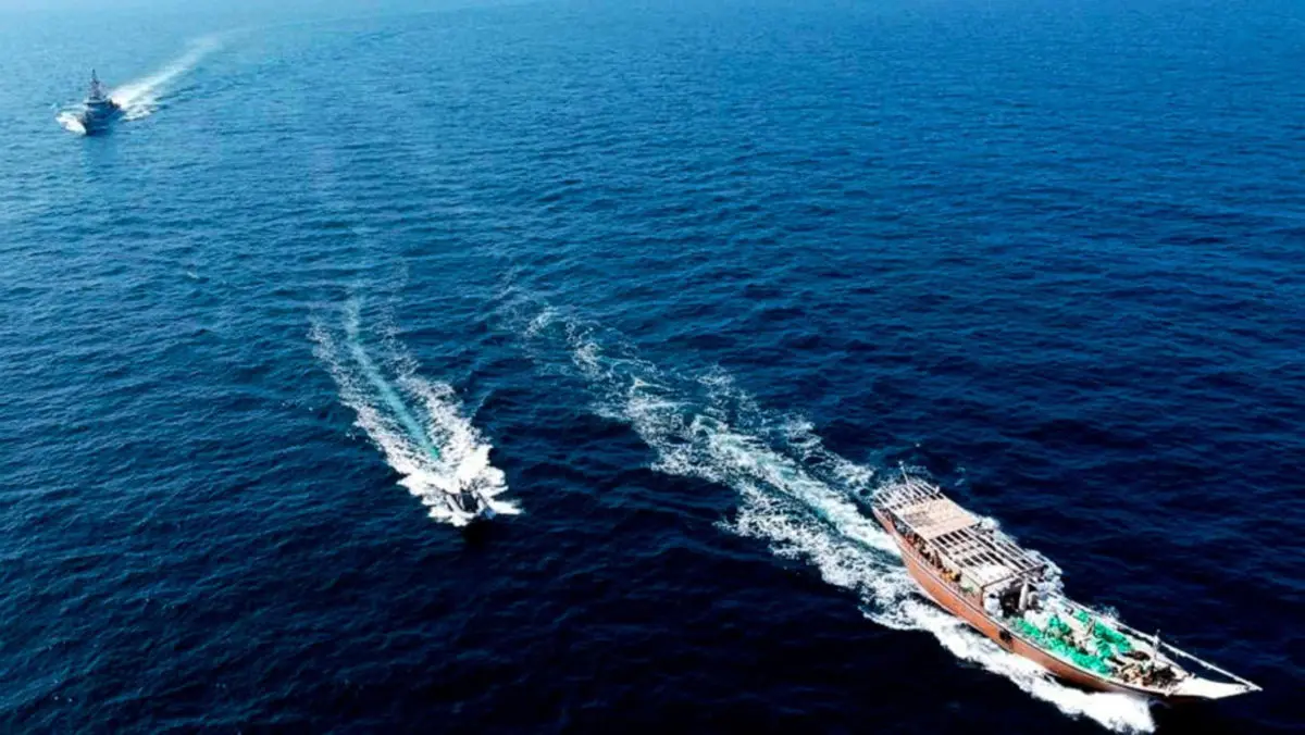 یک کشتی از ایران به سمت حوثی های یمن را توقیف کردیم