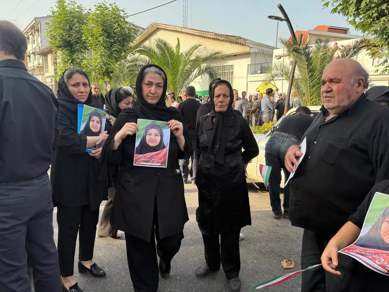 گزارش تصویری اختصاصی «اعتماد آنلاین» از مراسم تشییع شهدای آستانه اشرفیه