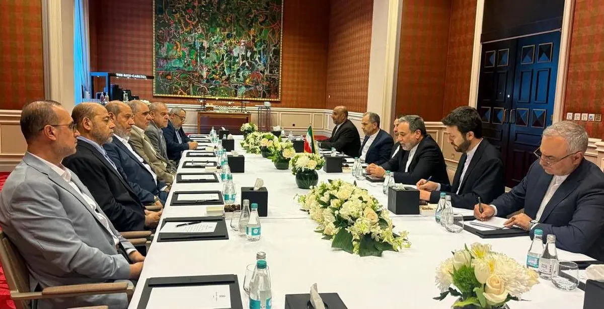 دیدار و رایزنی عراقچی با اعضای شورای رهبری حماس در دوحه