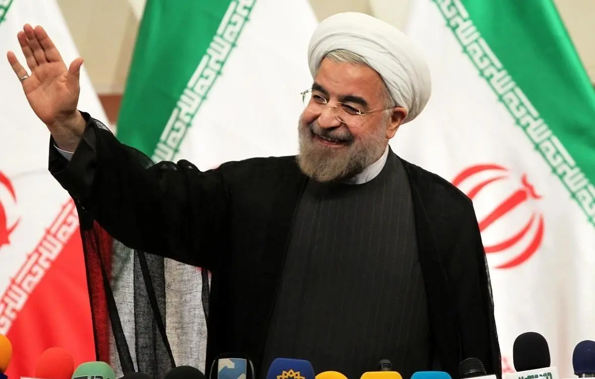 خاطرات روحانی از نخستین روزهای پیروزی در انتخابات ۹۲:
احمدی‌نژاد گفت وقتی کلمهٔ «گازانبر» را به کار بردی، رو به وزیرانم کرده و گفتم: «شیخ، قالیباف را از طبقه ۲۶ پایین انداخت»