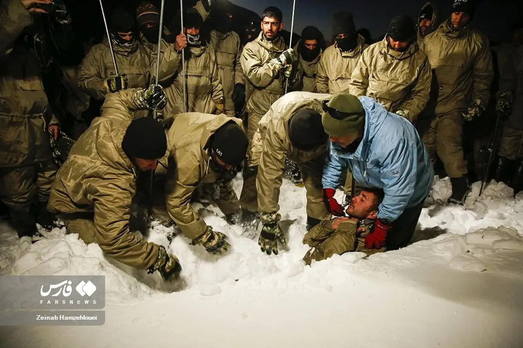 تصاویر دیدنی از دوره برف تکاوران ارتش؛ تیپ نوهد
