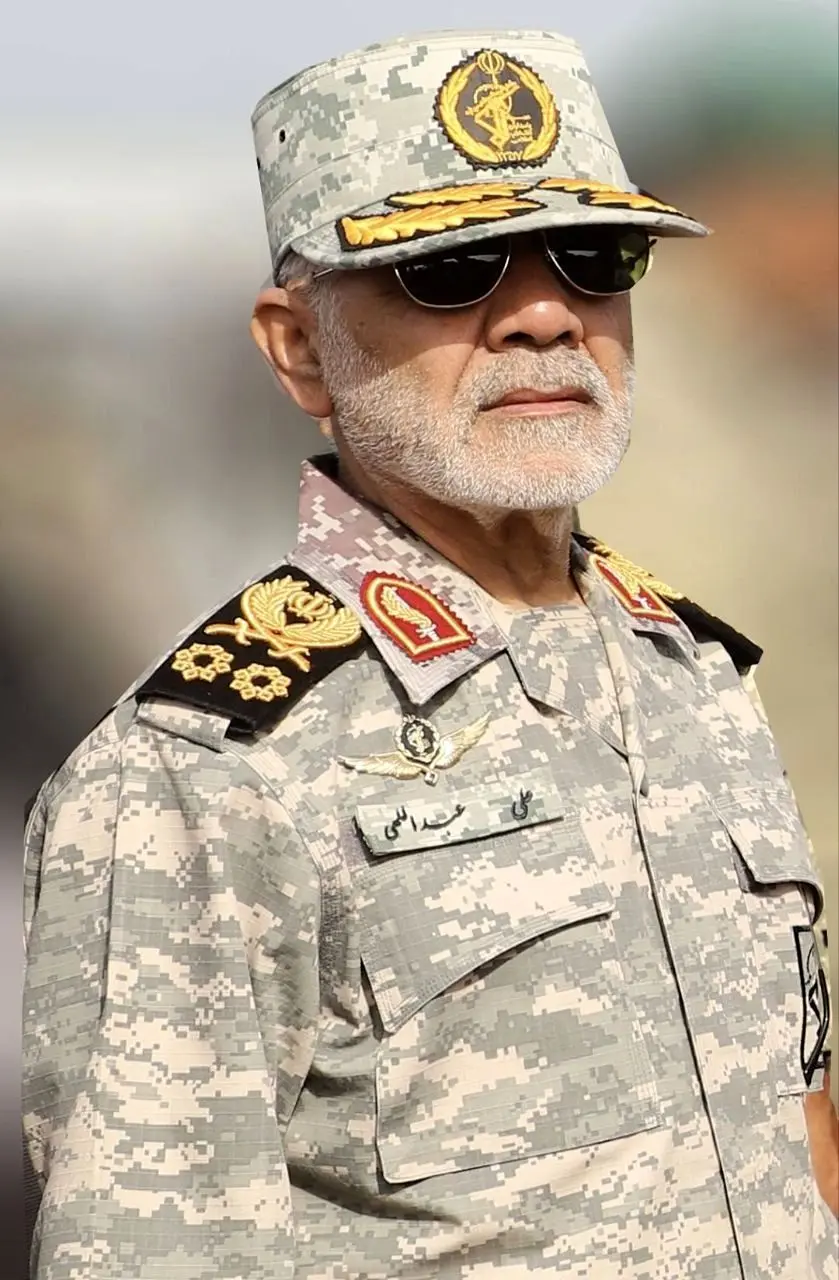 سرلشکر عبدالهی: با سلاح‌های پیشرفتۀ جدید محاسبات دشمن را به‌هم خواهیم زد