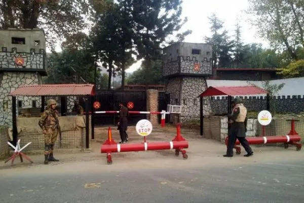 حمله تروریستی به مقر فرماندهی نیروهای سپاه مرزی در پیشاور پاکستان