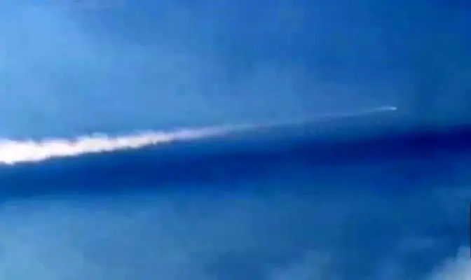 ببینید| آب پاشی هواپیمای ایلیوشین با ظرفیت حمل ۴۰ تن آب بر محل آتش سوزی در جنگل‌های الیت