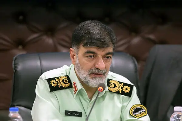 سردار رادان: همچنان در خیابان‌ها حاضر شوید / احساس خستگی به خود راه ندهید