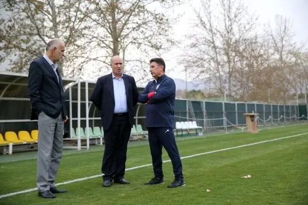 فدراسیون فوتبال و دغدغه سفر به امریکا؛ ناتوان از اتخاذ یک تصمیم قاطع