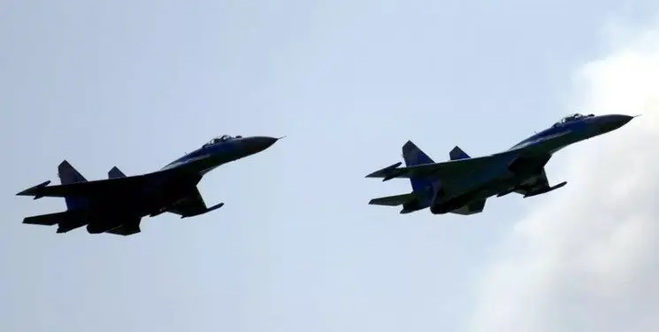 تمرین قرقیزها با هواپیماهای جنگنده روسی بر فراز «بالکچی»