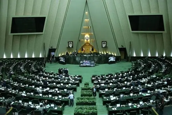 مخالفت مجلس با بررسی دوفوریتی طرحی درباره اصلاح سازوکار ارائه بودجه سنواتی به مجلس