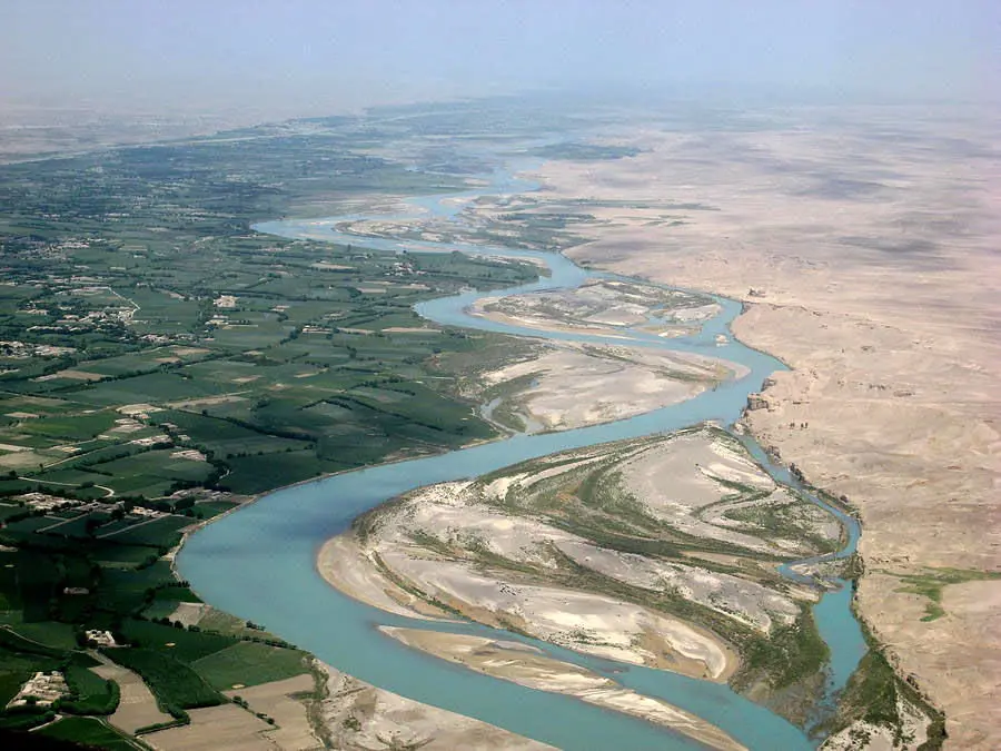 وزیر نیرو: حقابه رودخانه هیرمند پیگیری می‌شود