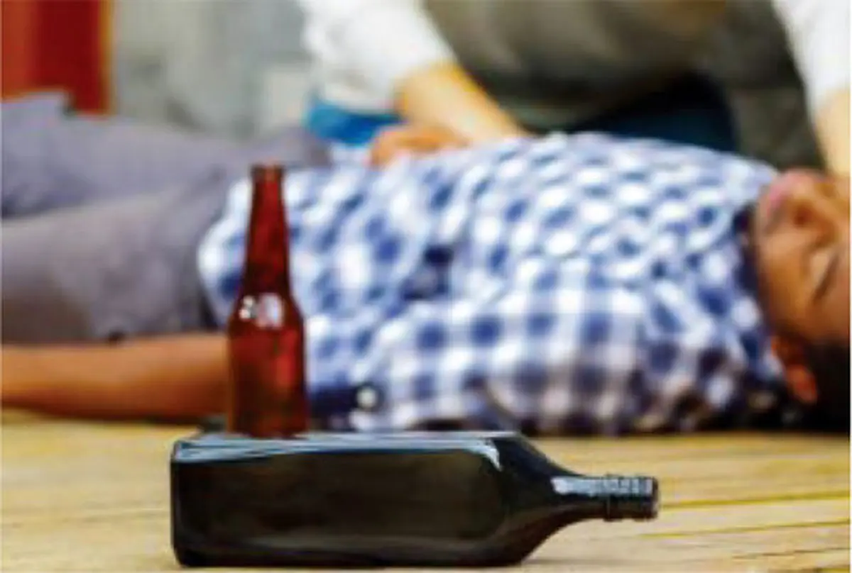 آخرین وضعیت مسموم‌شدگان مشروبات الکلی تقلبی در کرج؛ افزایش تعداد مسمومیت‌ها 