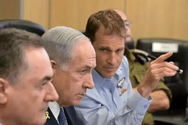 شبکه ۱۳ اسرائیل: در سفر نتانیاهو به واشنگتن، فرماندهان ارشد نیز حضور خواهند داشت