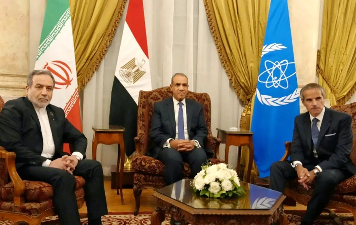 رایزنی تلفنی وزیر خارجه مصر با عراقچی و گروسی