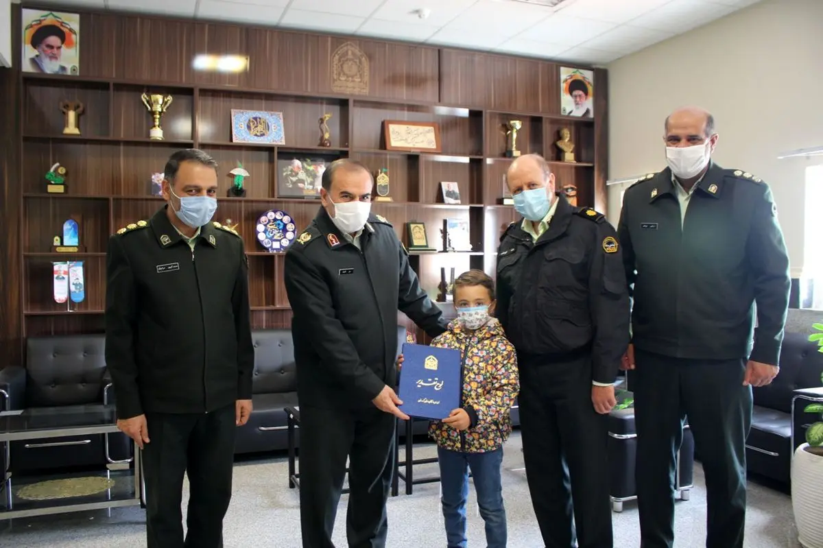 پسر دانش‌آموز چک 1.7 میلیاردی را به دست صاحبش رساند